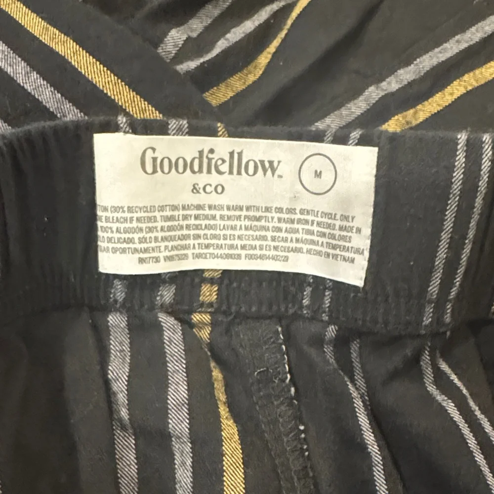 Goodfellow & Co Black Pajamas with Blue/Gray and Gold Stripes. Men Size Medium